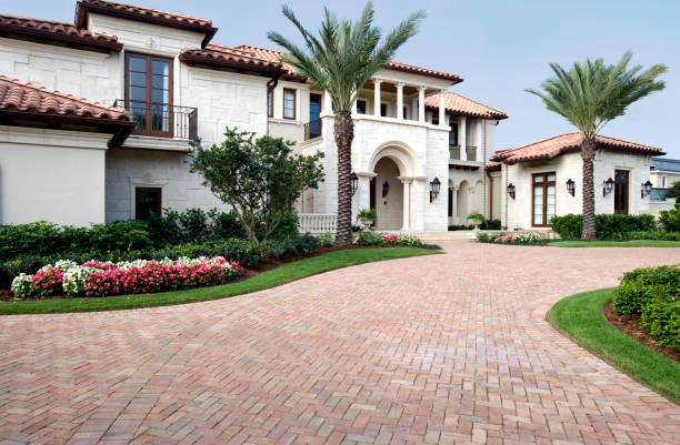 Best Driveway Paving Contractor  in Dewitt, IA